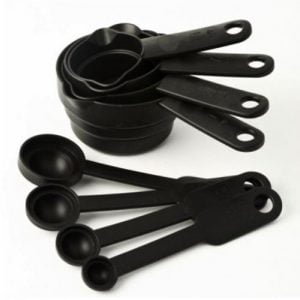 New 8 Pcs Set Of Measuring Cups & Spoons