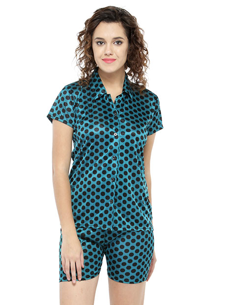 Green Color Women Sleep Shirt with Shorts with Polka Dot Print