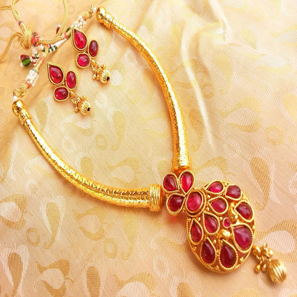 gold bracelet design joyalukkas