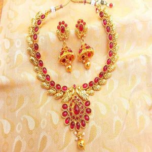 Gorgeous Pink Kempu Peacock Necklace Set