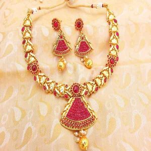 Lovely Pink Antique Necklace Set