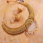 Mesmerizing White Antique Necklace Set