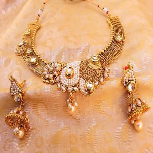 Mesmerizing White Antique Designer Necklace Set