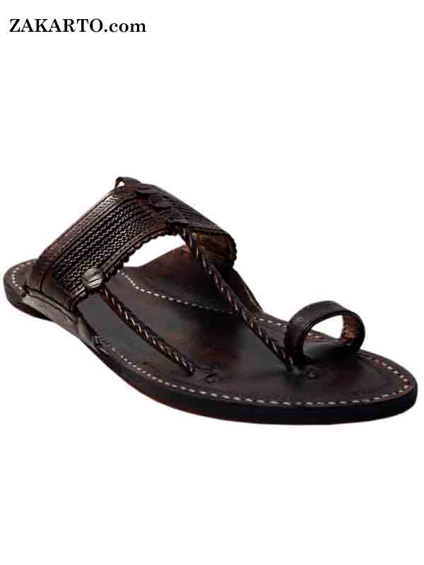 brown kolhapuri chappal