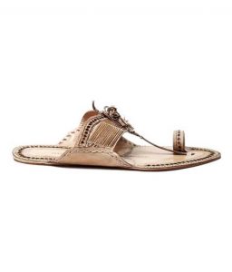 Awesome Looking Designers Kapshi Kolhapuri Chappal For Men