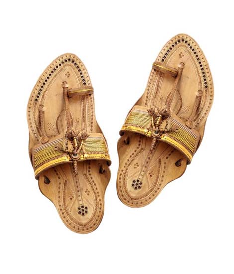 Typical Kolhapuri Kapshi Chappal For Men