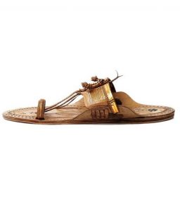 Typical Kolhapuri Kapshi Chappal For Men