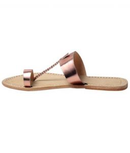 Awesome Looking Metallic Copper Kolhapuri Chappal For Ladies