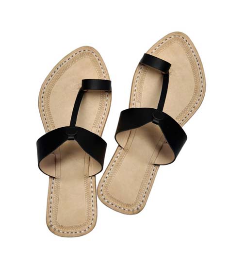 Attractive Looking Black Sandal Dor Ladies