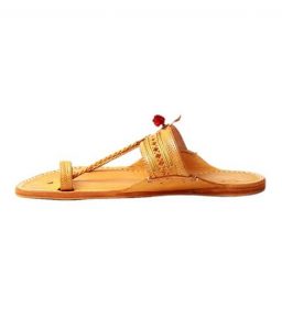 Light Yellow Handcrafted Kapshi Shape Kolhapuri Chappal For Men