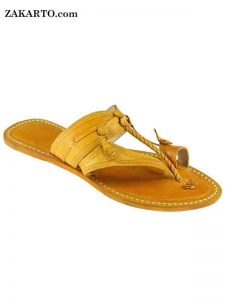 Distinctive Kolhapuri Design Women Chappal