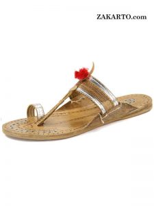 Designer’S Silver Rivets Authentic Kolhapuri Chappal For Women