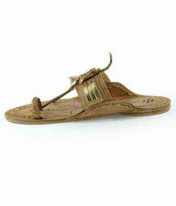 Engaging Artist’S Tan Color Golden Design Kolhapuri Chappal For Men