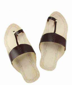 Delightful Triangular Brow Belt Kolhapuri Chappal For Men