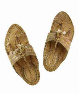 Charming Artist’S Tan Color Golden Design Kolhapuri Chappal For Men