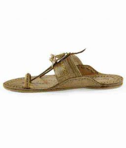 Charming Artist’S Tan Color Golden Design Kolhapuri Chappal For Men