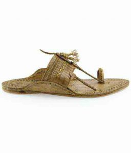 Charming Artist’S Tan Color Golden Design Kolhapuri Chappal For Men