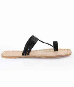 Breathtaking Black Three Laces Kolhapuri For Women