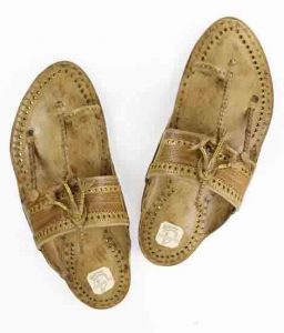 Traditional Sound Making Golden Rivets Kolhapuri Chappal For Men