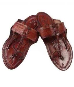 Distinctive Red Brown Kapshi Chappal For Men