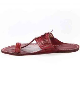 Breathtaking Cherry Red Kapshi Men Kolhapuri Chappal