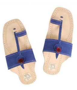 Good Looking Denim Kolhapuri Chappal For Men