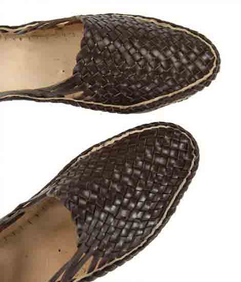 Outstanding Brown Color Handcrafted Leather Shoe For Men