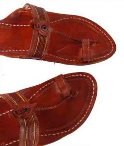 Exceptional Rubin Color Pointed Kolhapuri Chappal For Men