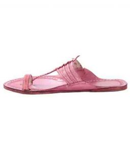 Superb Baby Pink Ladies Kolhapuri Chappal