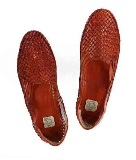 Remarkable Tan Color Ladies Kolhapuri Shoe