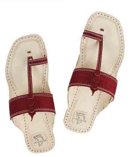 Extraordinary Maroon Kolhapuri Ladies Chappal