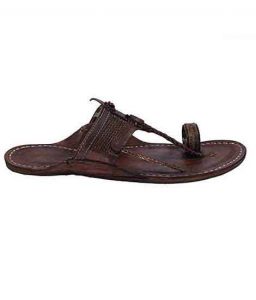 Gorgeous Brown Kapshi Men Kolhapuri Chappal