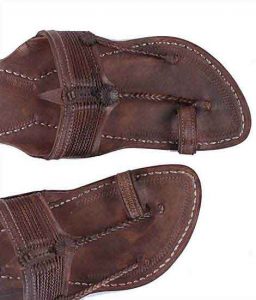 Gorgeous Brown Kapshi Men Kolhapuri Chappal