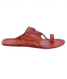 Breathtaking Tan Color Fourteen Laces Designer’S Men Chappal