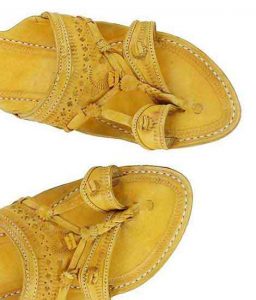 Old-Fashioned Attractive Yellow Kolhapuri Chappal For Men