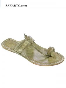 Amazing Seaweed Straight Upper Kolhapuri Chappal For Men