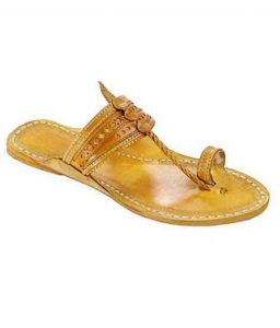 Beautiful Yellow Kolhapuri Chappal For Men