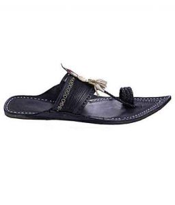 Royal Look Black Extra Pointed Kolhapuri Chappal For Men