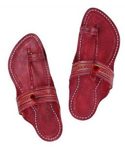 Breathtaking Cherry Red Kapshi Red Gonda Kolhapuri Chappal For Men