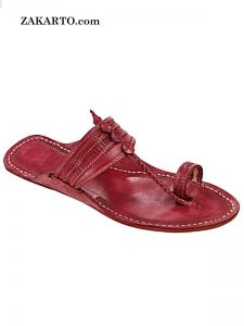 Rubin Attractive Pointed Kolhapuri Chappal For Men