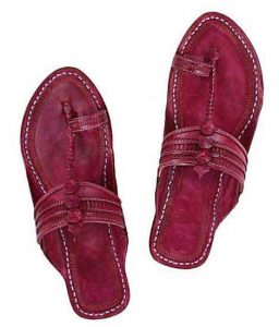 Rubin Attractive Pointed Kolhapuri Chappal For Men