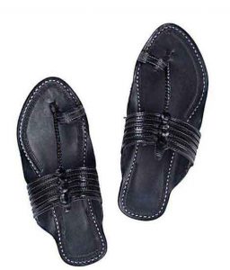 Attractive Black Straight Upper Kolhapuri Chappal For Men