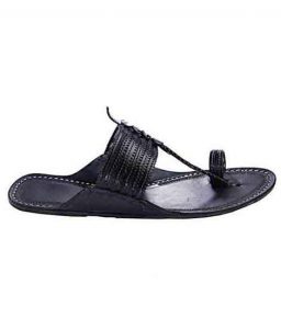 Attractive Black Straight Upper Kolhapuri Chappal For Men