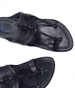 Wonderful Black Kapshi Triangular Upper Kolhapuri Chappal For Men