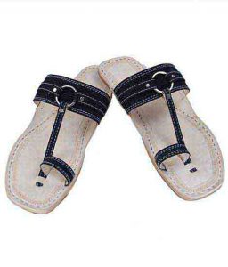 Superior Denim Black Women Kolhapuri Chappal