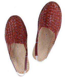 Eye-Catching Mat Design Back Strip Red Brown Ladies Kolhapuri Half Shoe