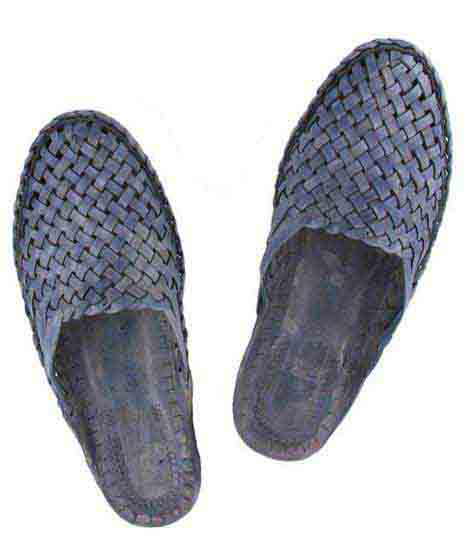 Stunning Look Grey Half Kolahpuri Shoe For Women