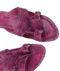 Old-Style Purple Kolhapuri Chappal For Women