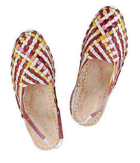 Remarkable Mat Style Designer’S Three Color Back Strip Ladies Kolhapuri Half Shoe