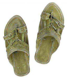 Traditional Design Seaweed Kolhapuri Chappal For Women